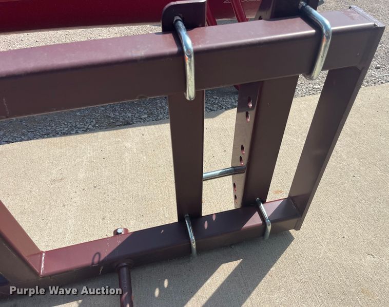 image for item EK8565 TRI-L bale spear