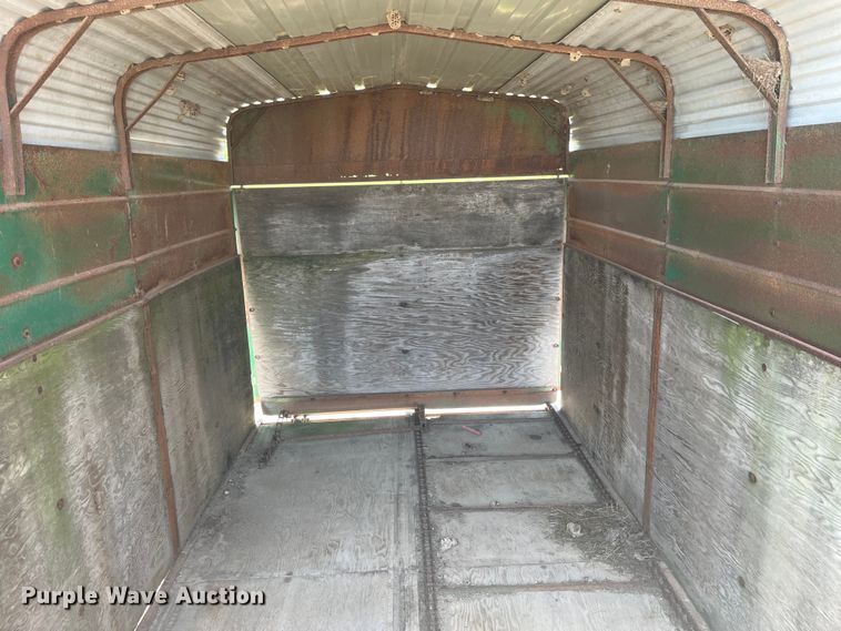 image for item EK8582 Badger silage wagon