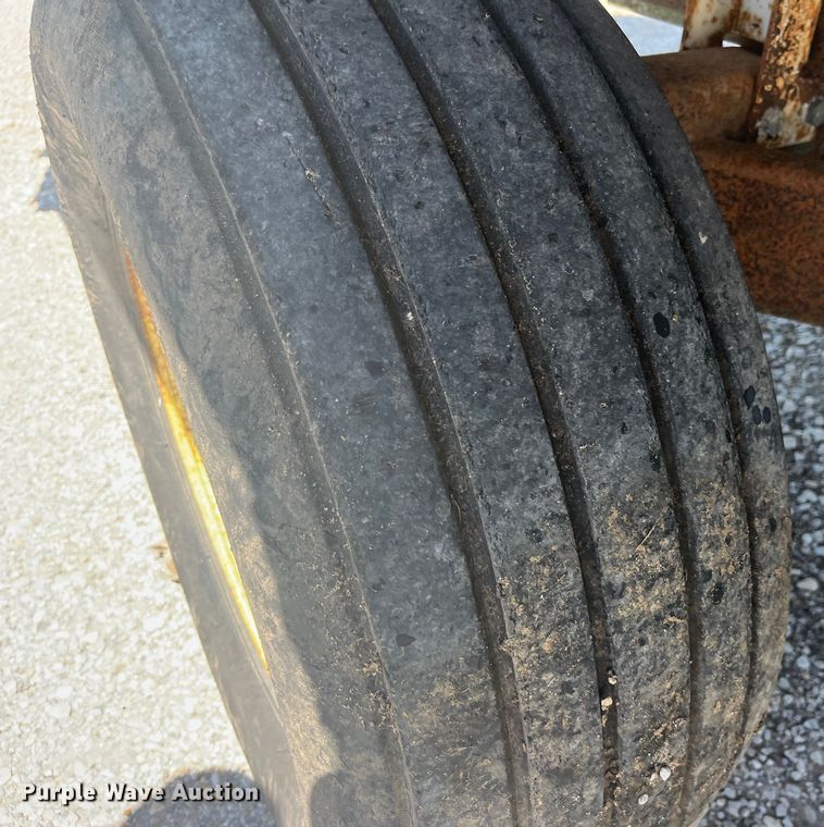 image for item EK8582 Badger silage wagon