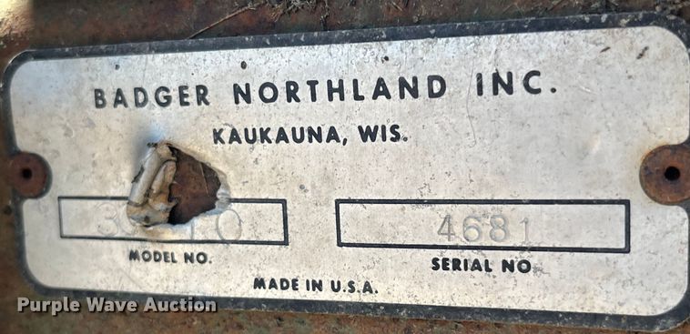 image for item EK8582 Badger silage wagon