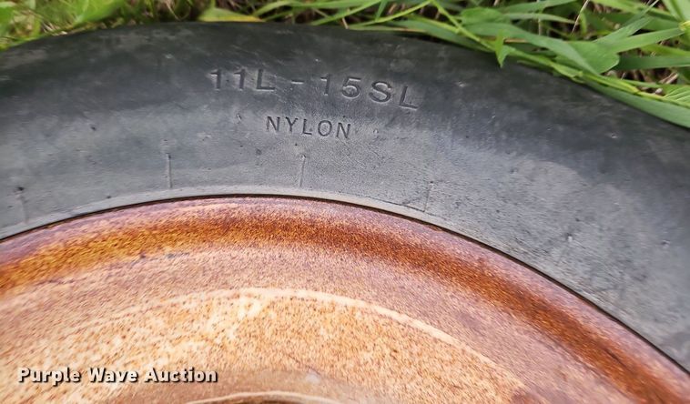 image for item IO9939 (2) running gears