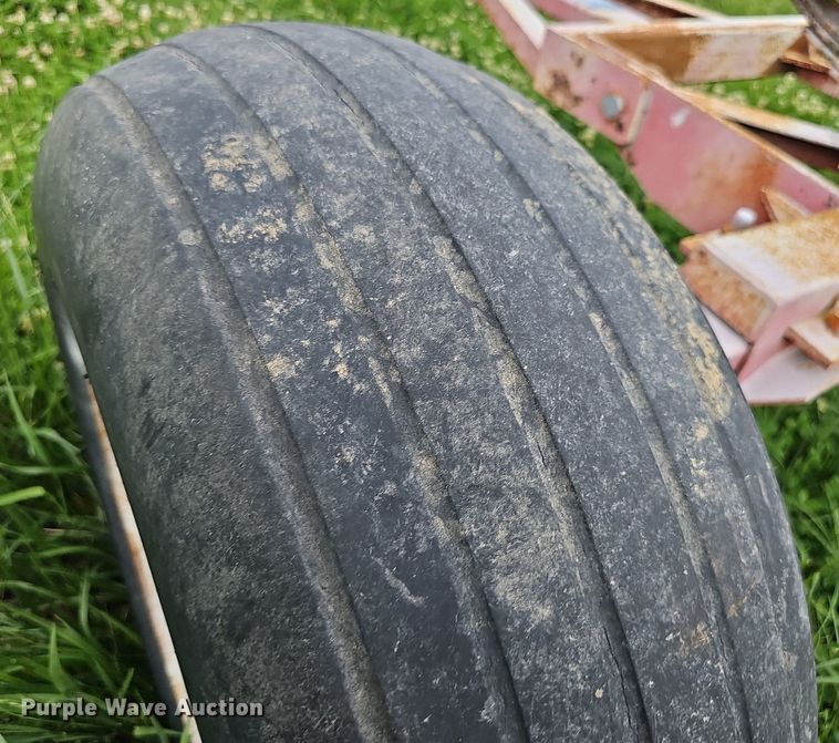 image for item IO9939 (2) running gears