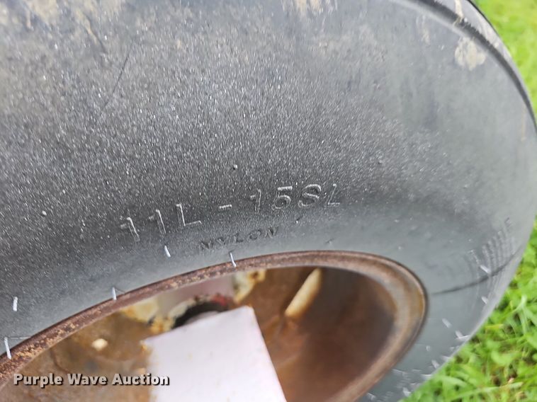 image for item IO9939 (2) running gears