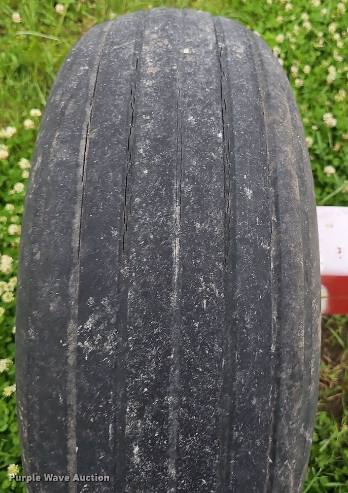 image for item IO9940 (2) running gears