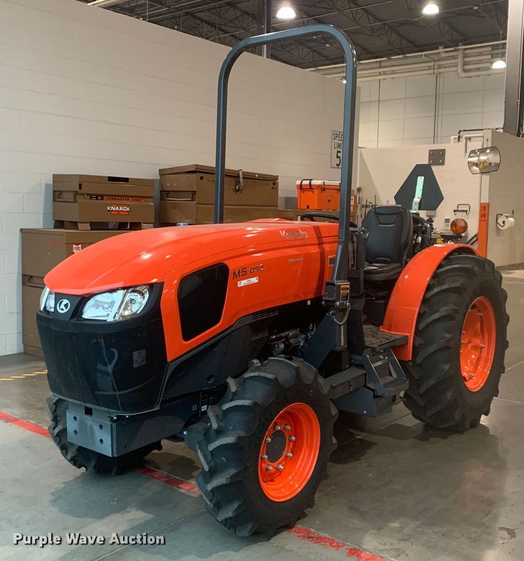 image for item JT9874 2022 Kubota M5-092 Narrow MFWD tractor