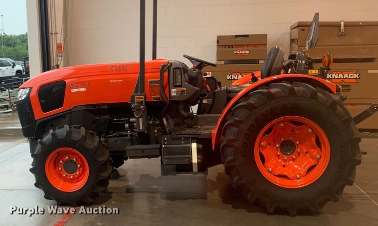 image for item JT9874 2022 Kubota M5-092 Narrow MFWD tractor