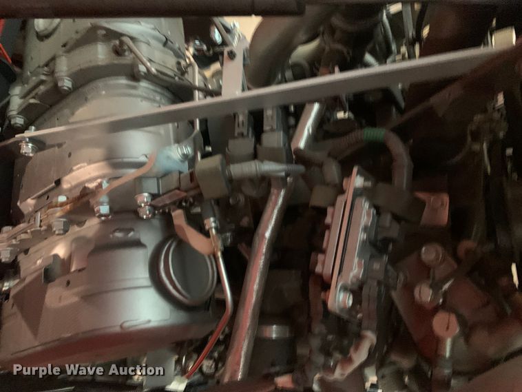 image for item JT9874 2022 Kubota M5-092 Narrow MFWD tractor