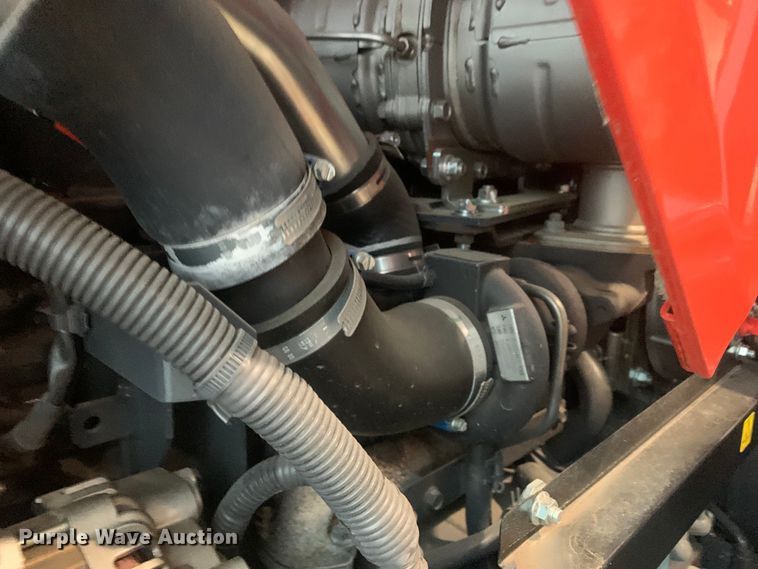 image for item JT9874 2022 Kubota M5-092 Narrow MFWD tractor