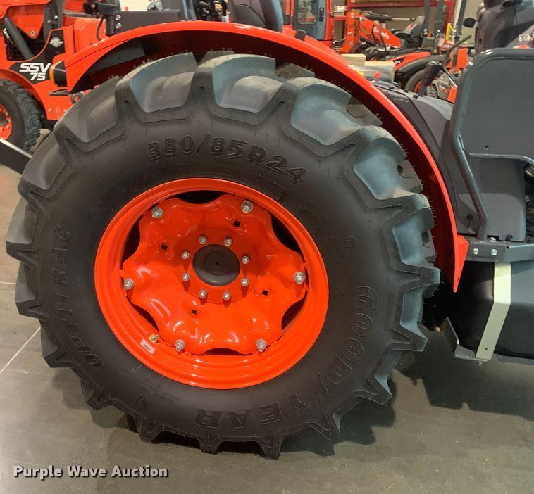 image for item JT9874 2022 Kubota M5-092 Narrow MFWD tractor