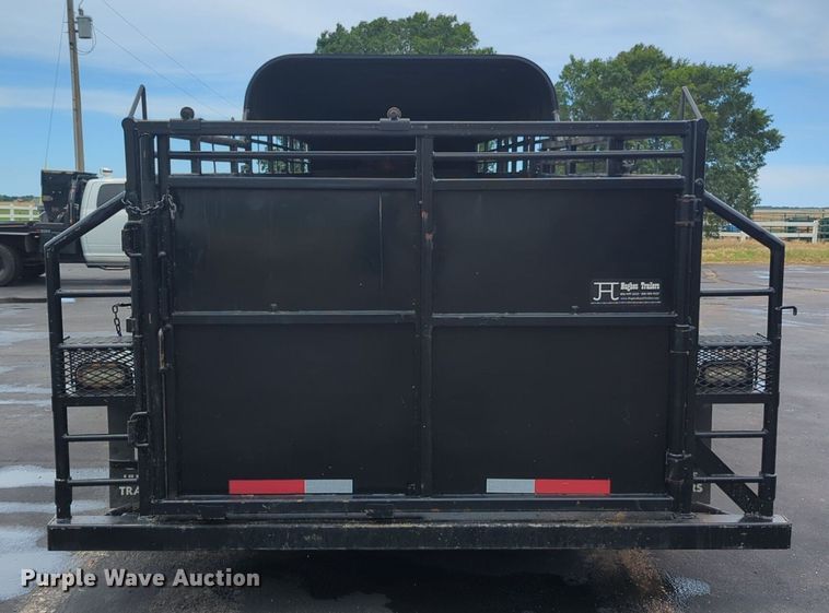 image for item NG9866 2007 Hughes livestock trailer