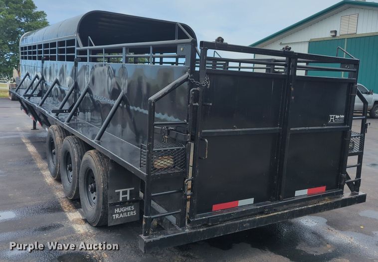 image for item NG9866 2007 Hughes livestock trailer