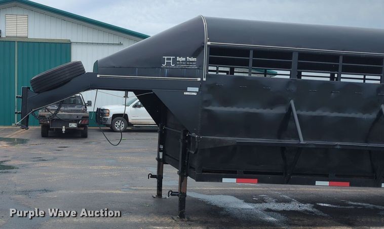 image for item NG9866 2007 Hughes livestock trailer