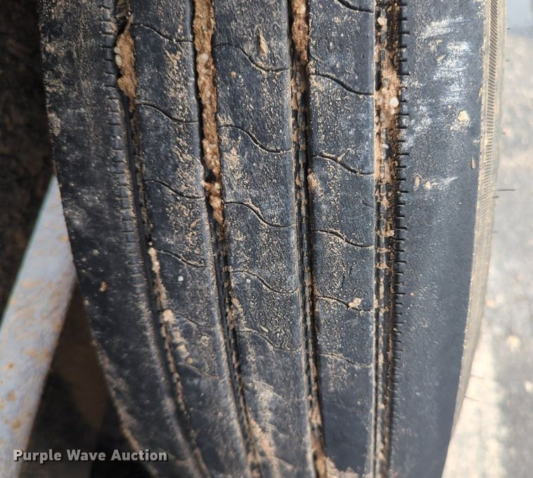 image for item NG9866 2007 Hughes livestock trailer