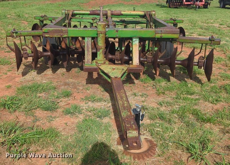 image for item NG9884 John Deere H4D0A double off-set disk