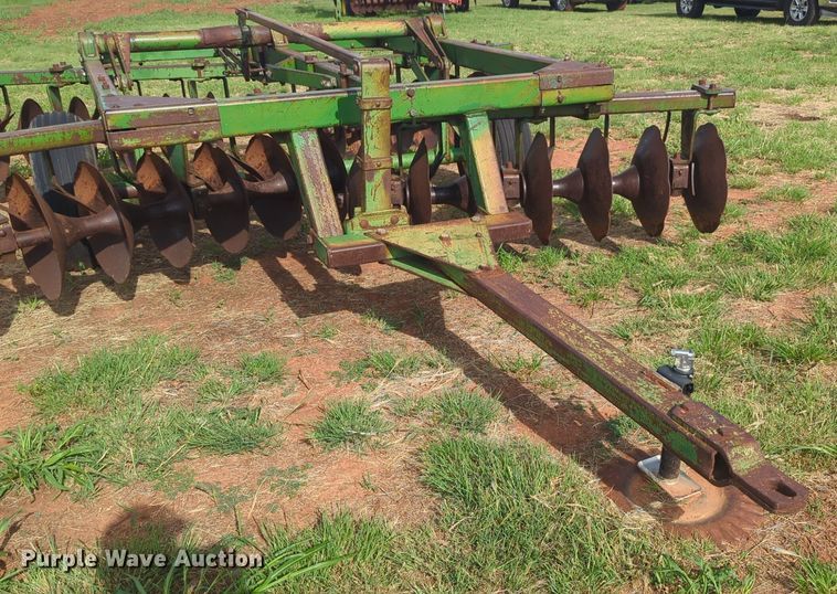 image for item NG9884 John Deere H4D0A double off-set disk