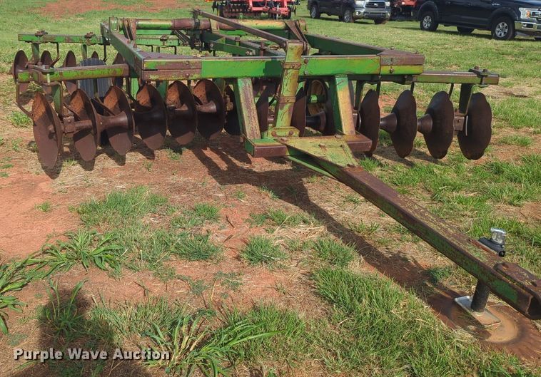 image for item NG9884 John Deere H4D0A double off-set disk