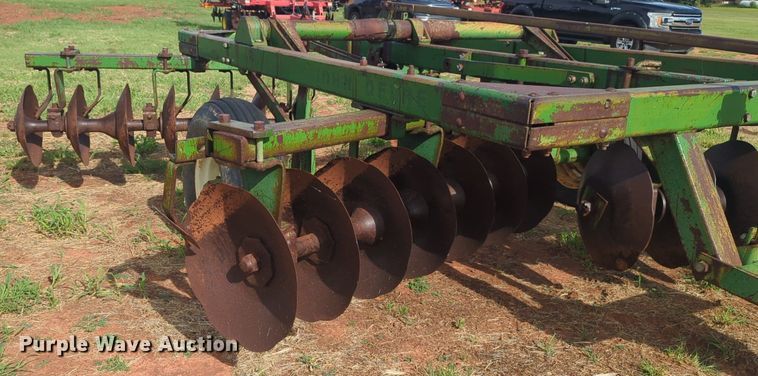 image for item NG9884 John Deere H4D0A double off-set disk