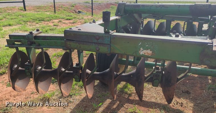 image for item NG9884 John Deere H4D0A double off-set disk