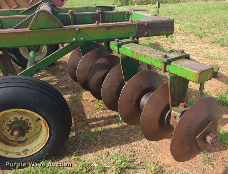 image for item NG9884 John Deere H4D0A double off-set disk