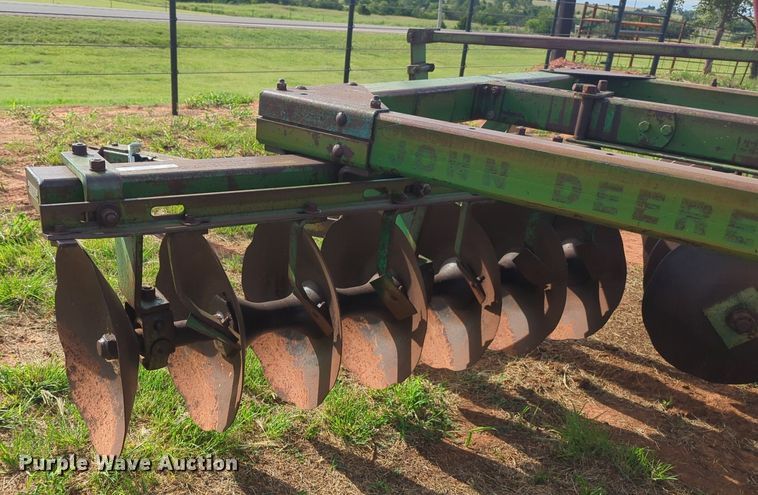 image for item NG9884 John Deere H4D0A double off-set disk