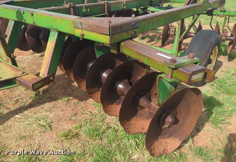 image for item NG9884 John Deere H4D0A double off-set disk