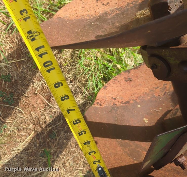 image for item NG9884 John Deere H4D0A double off-set disk