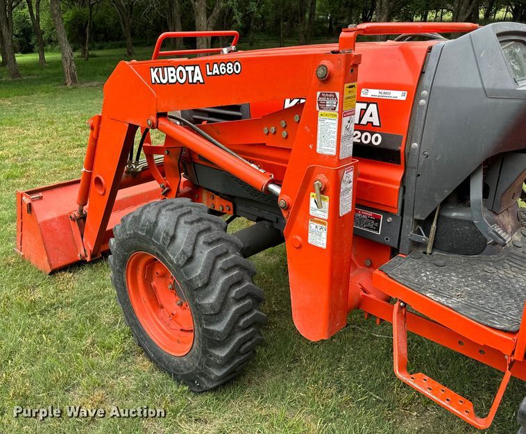 image for item NL9853 Kubota L4200 GST MFWD tractor