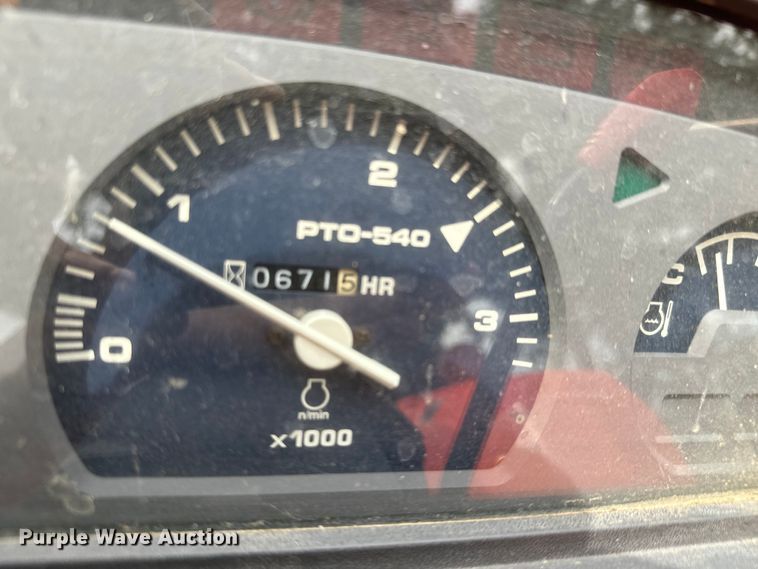 image for item NL9853 Kubota L4200 GST MFWD tractor