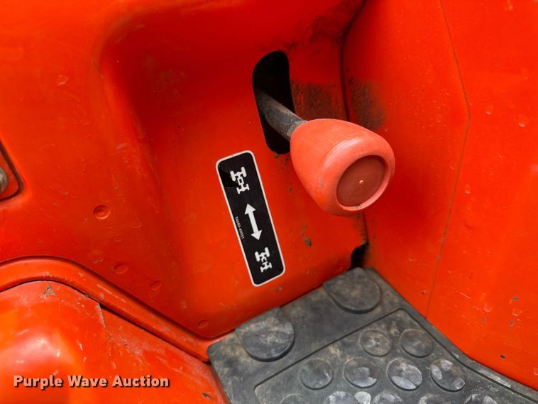 image for item NL9853 Kubota L4200 GST MFWD tractor