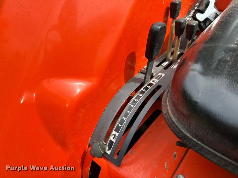 image for item NL9853 Kubota L4200 GST MFWD tractor