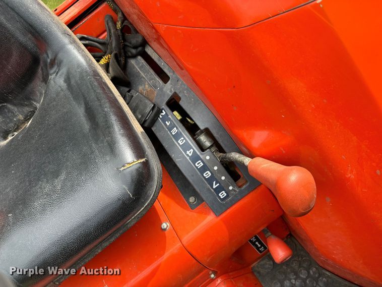 image for item NL9853 Kubota L4200 GST MFWD tractor