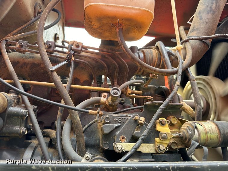 image for item NL9853 Kubota L4200 GST MFWD tractor