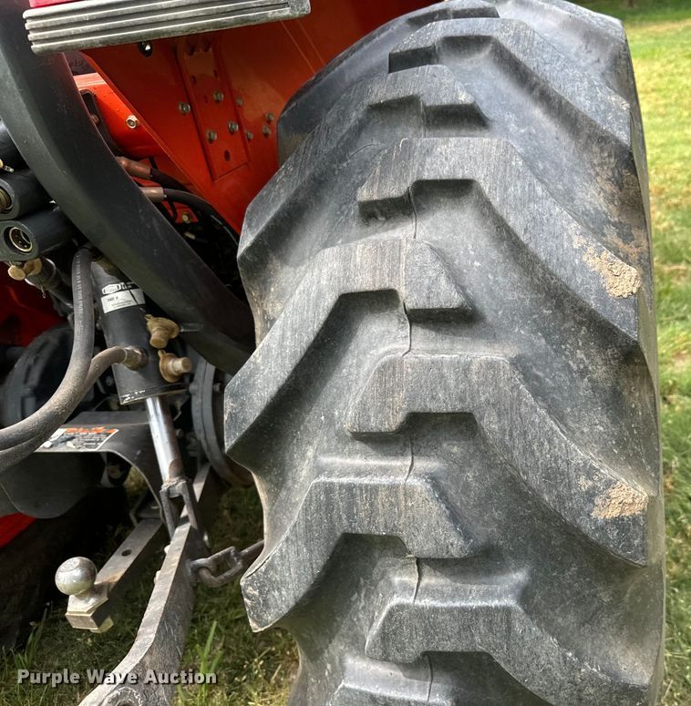 image for item NL9853 Kubota L4200 GST MFWD tractor