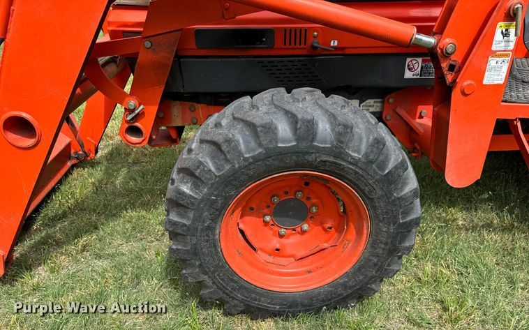image for item NL9853 Kubota L4200 GST MFWD tractor