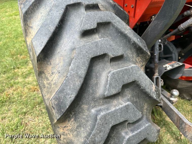 image for item NL9853 Kubota L4200 GST MFWD tractor