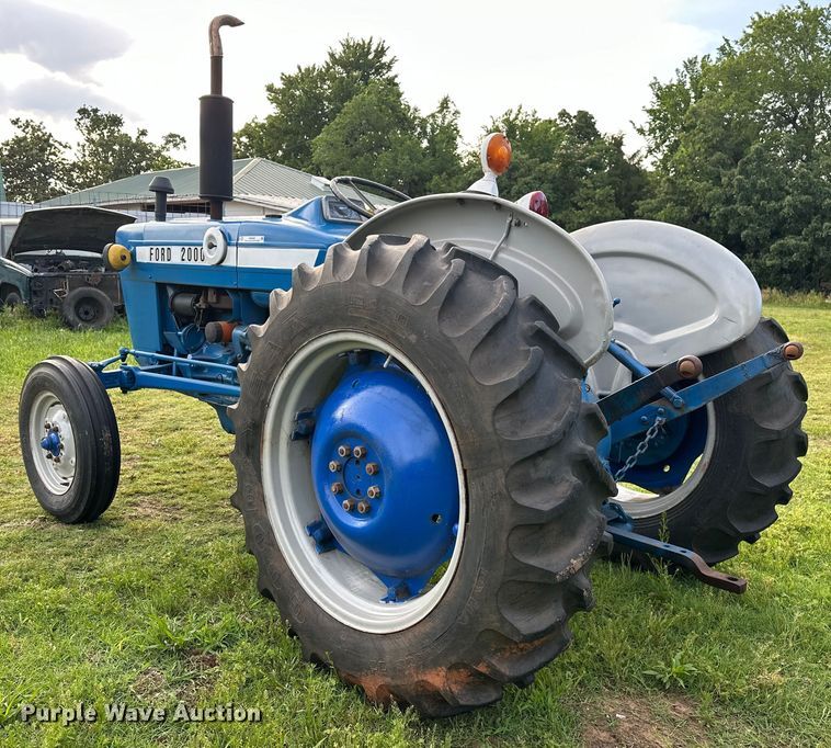 image for item NR9962 1971 Ford  2000 tractor