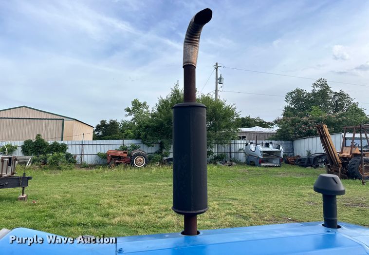 image for item NR9962 1971 Ford  2000 tractor