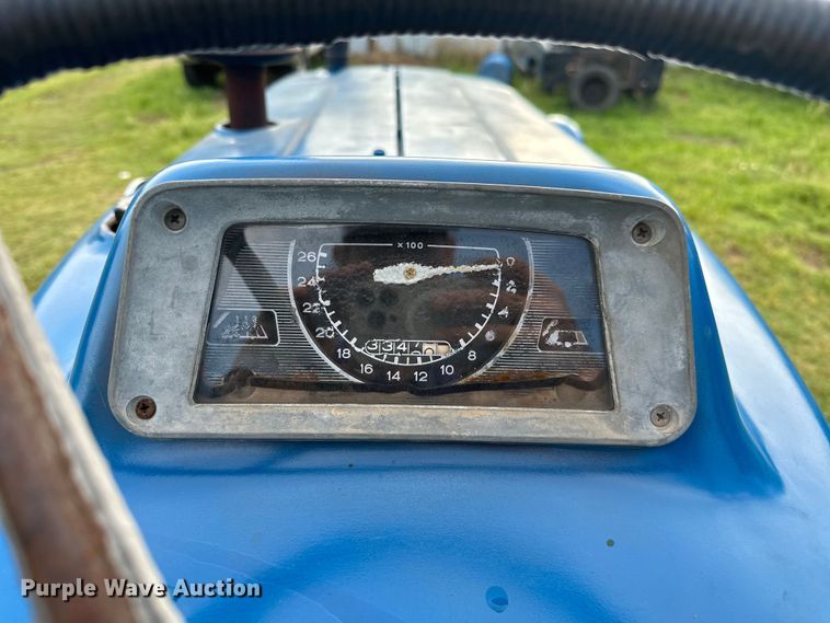 image for item NR9962 1971 Ford  2000 tractor