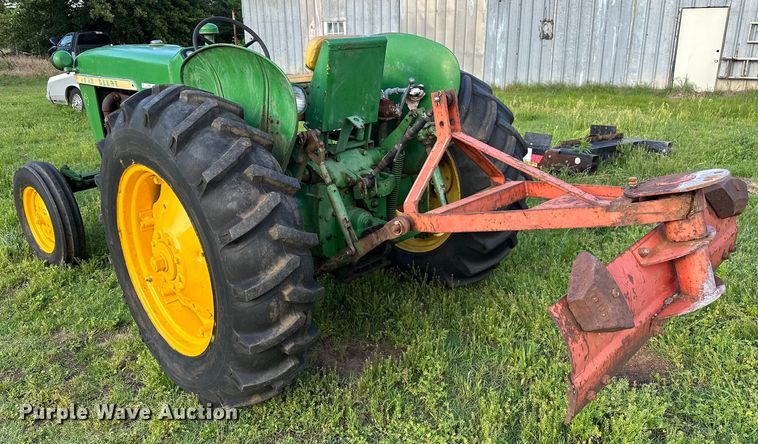 image for item NR9963 1965 John Deere 1010 tractor