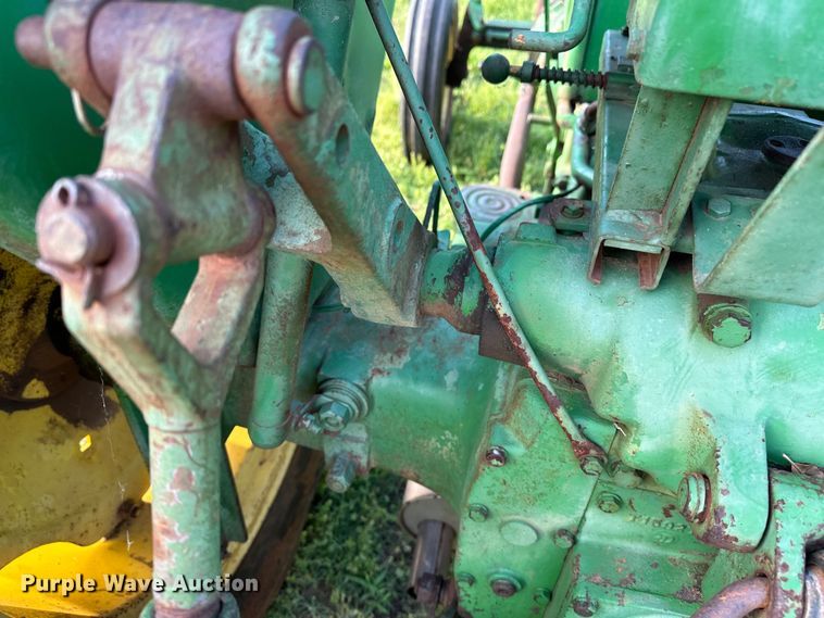 image for item NR9963 1965 John Deere 1010 tractor