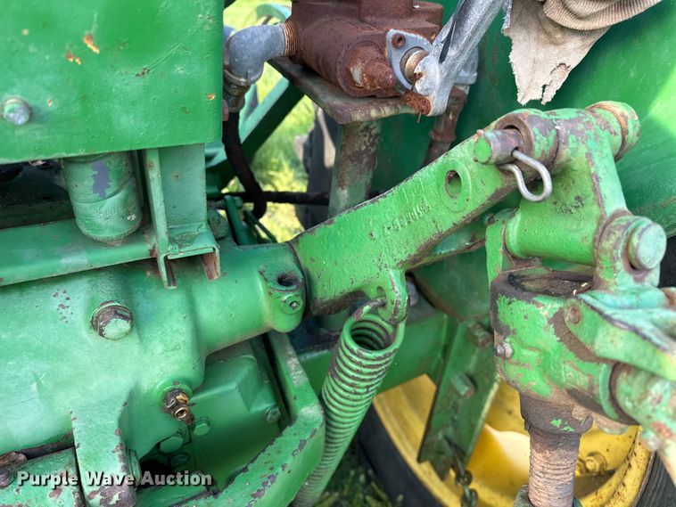 image for item NR9963 1965 John Deere 1010 tractor