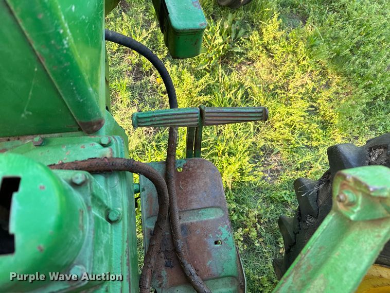 image for item NR9963 1965 John Deere 1010 tractor