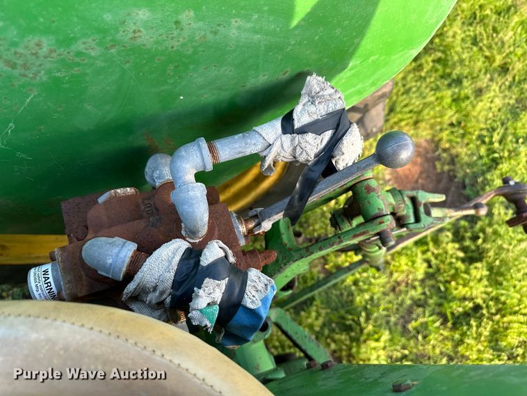 image for item NR9963 1965 John Deere 1010 tractor