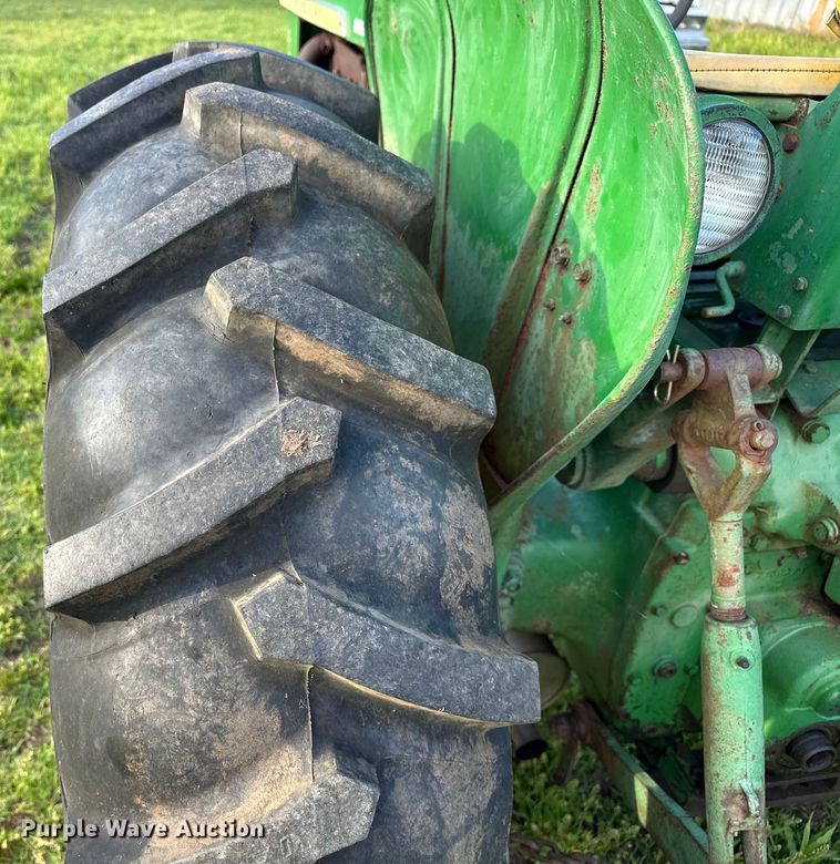 image for item NR9963 1965 John Deere 1010 tractor