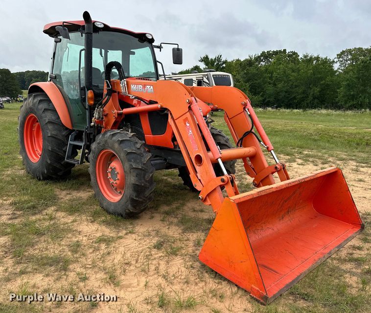 image for item NR9964 2017 Kubota  M5-091 MFWD tractor