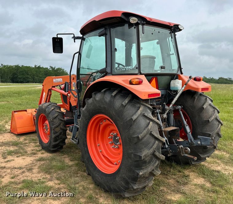 image for item NR9964 2017 Kubota  M5-091 MFWD tractor