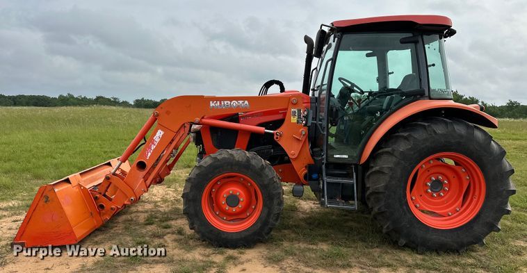 image for item NR9964 2017 Kubota  M5-091 MFWD tractor