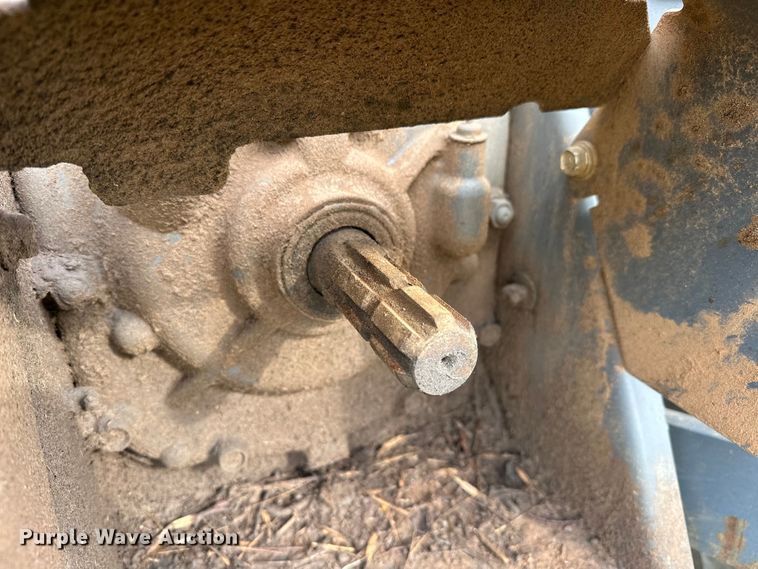 image for item NR9964 2017 Kubota  M5-091 MFWD tractor