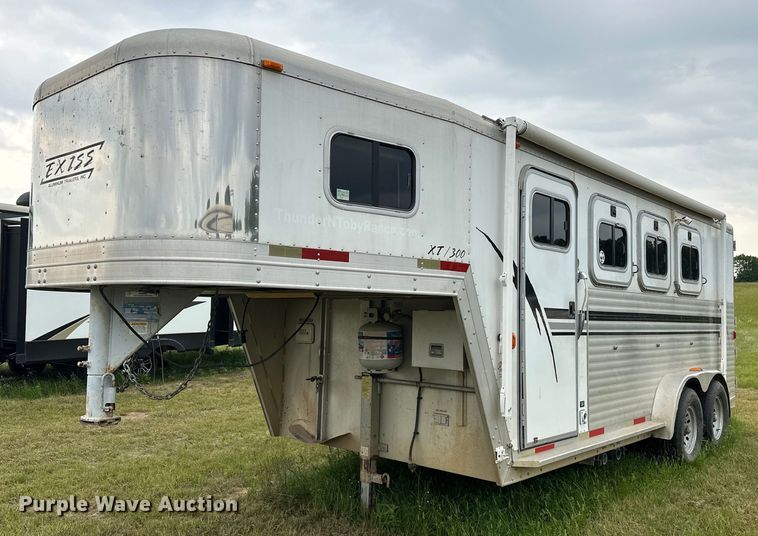 image for item NR9965 2002 Exiss GNHC-718 horse trailer 