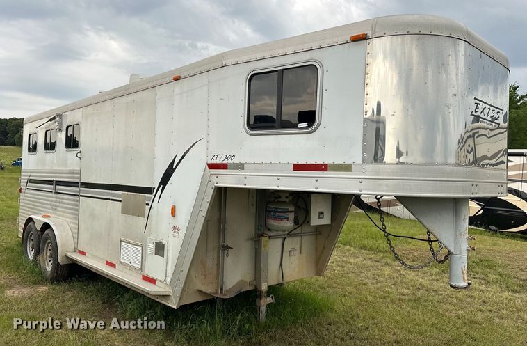 image for item NR9965 2002 Exiss GNHC-718 horse trailer 